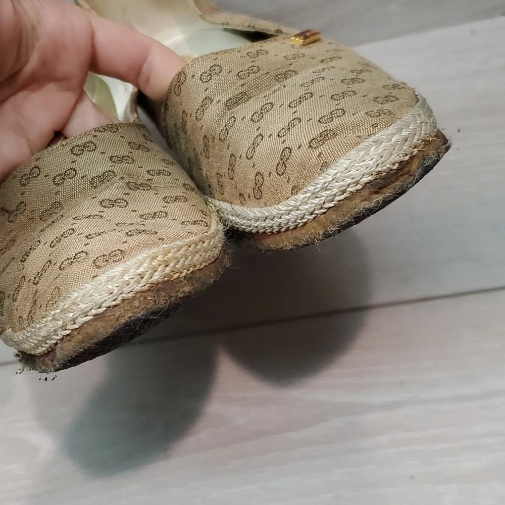 Vintage Gucci Y2K Womens Logo Canvas Pump Wedge Sandals shoes sz 9
